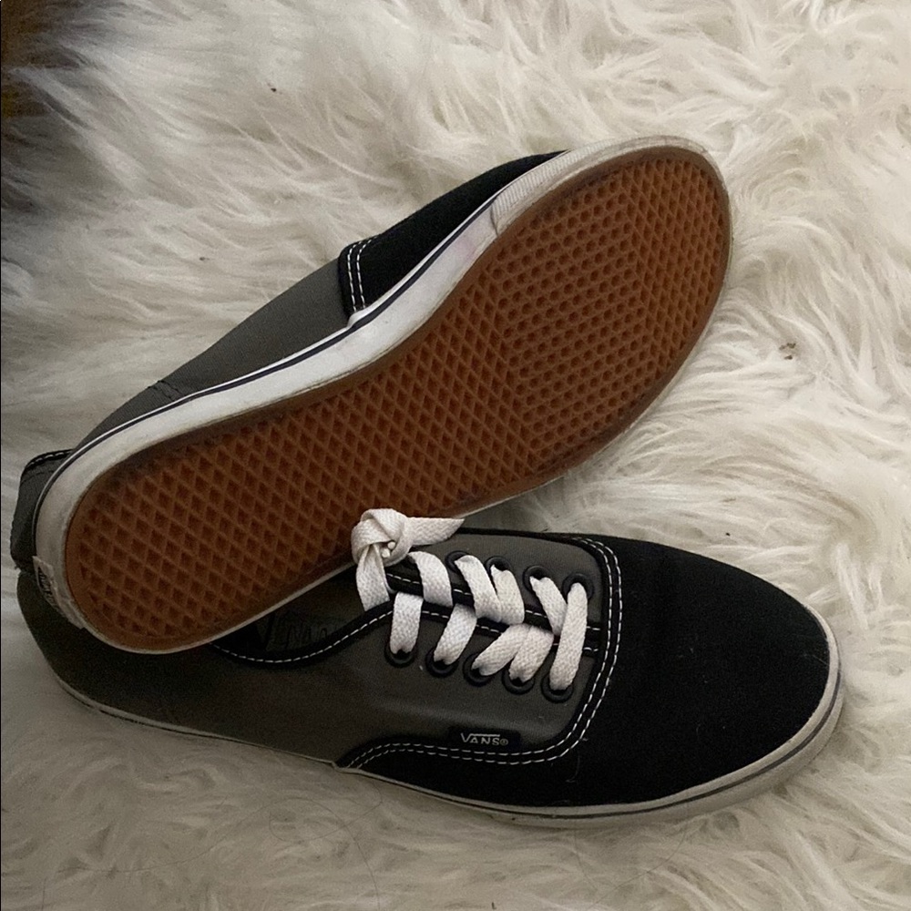 Vans Women 8 And Men 6.5 Black shoes